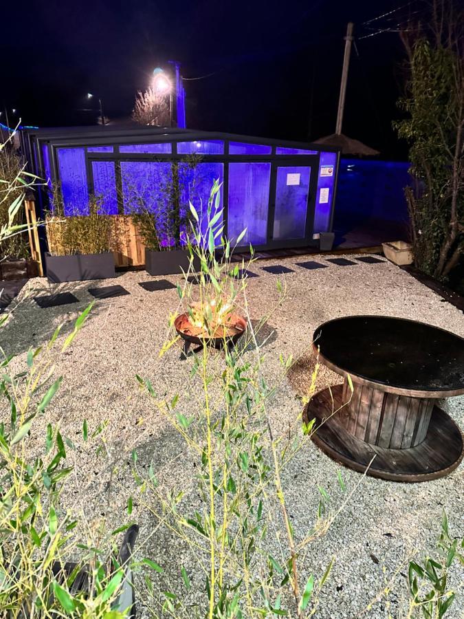 Gite Du Silo Epi De Mais Piscine Et Spa Toucy Exterior foto